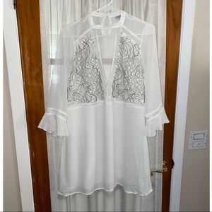 TOBI LACE SHEER LONG-SLEEVED DRESS